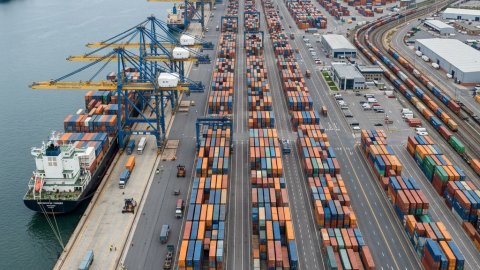 Normalization or Correction? Ireland’s Goods Exports Drop 29% in May as Pharma Surplus Narrows
